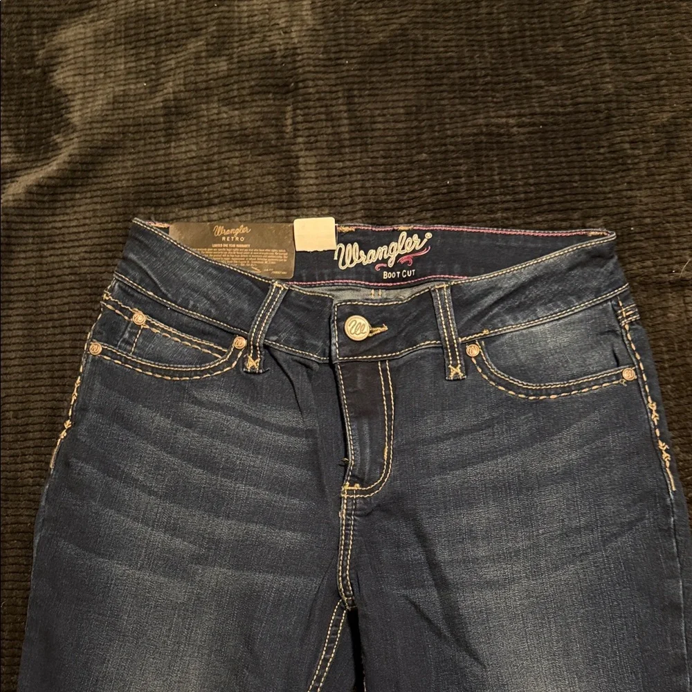 Stylish Women's Blue Flare Jeans - Picture 6 of 6